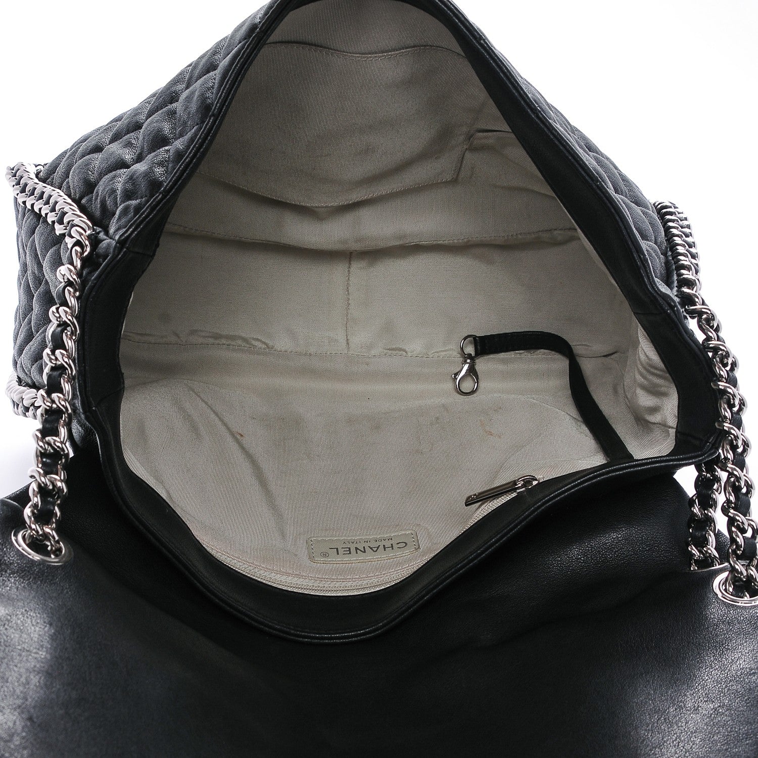 Chanel Washed Lambskin Quilted Maxi Chain Around Flap Black 5 of 7