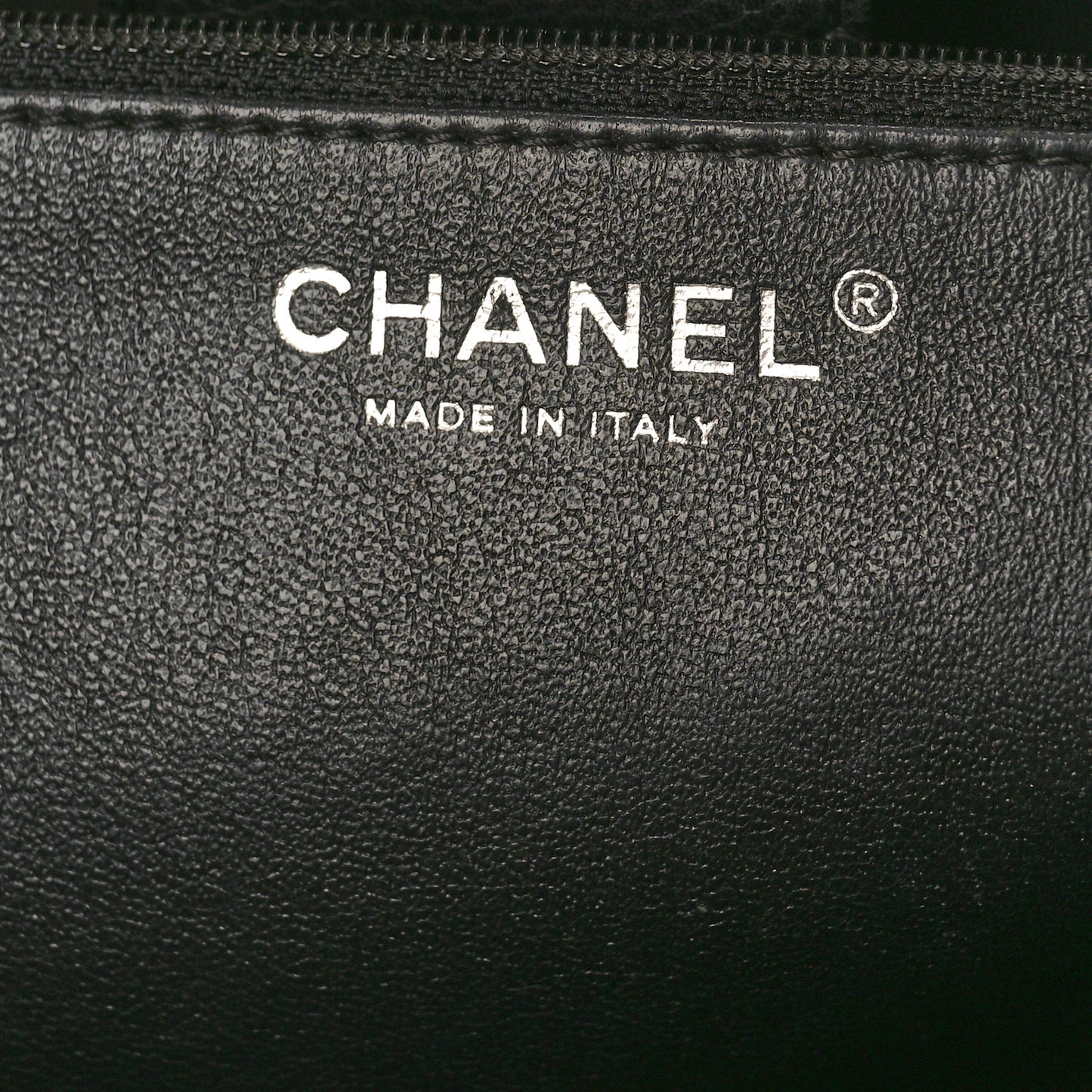 Caviar Quilted Large Be Caviar Tote Black