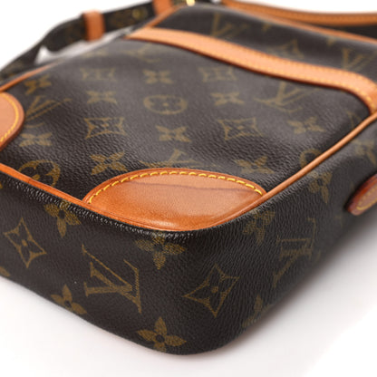 Louis Vuitton Monogram Danube 21 8 of 8