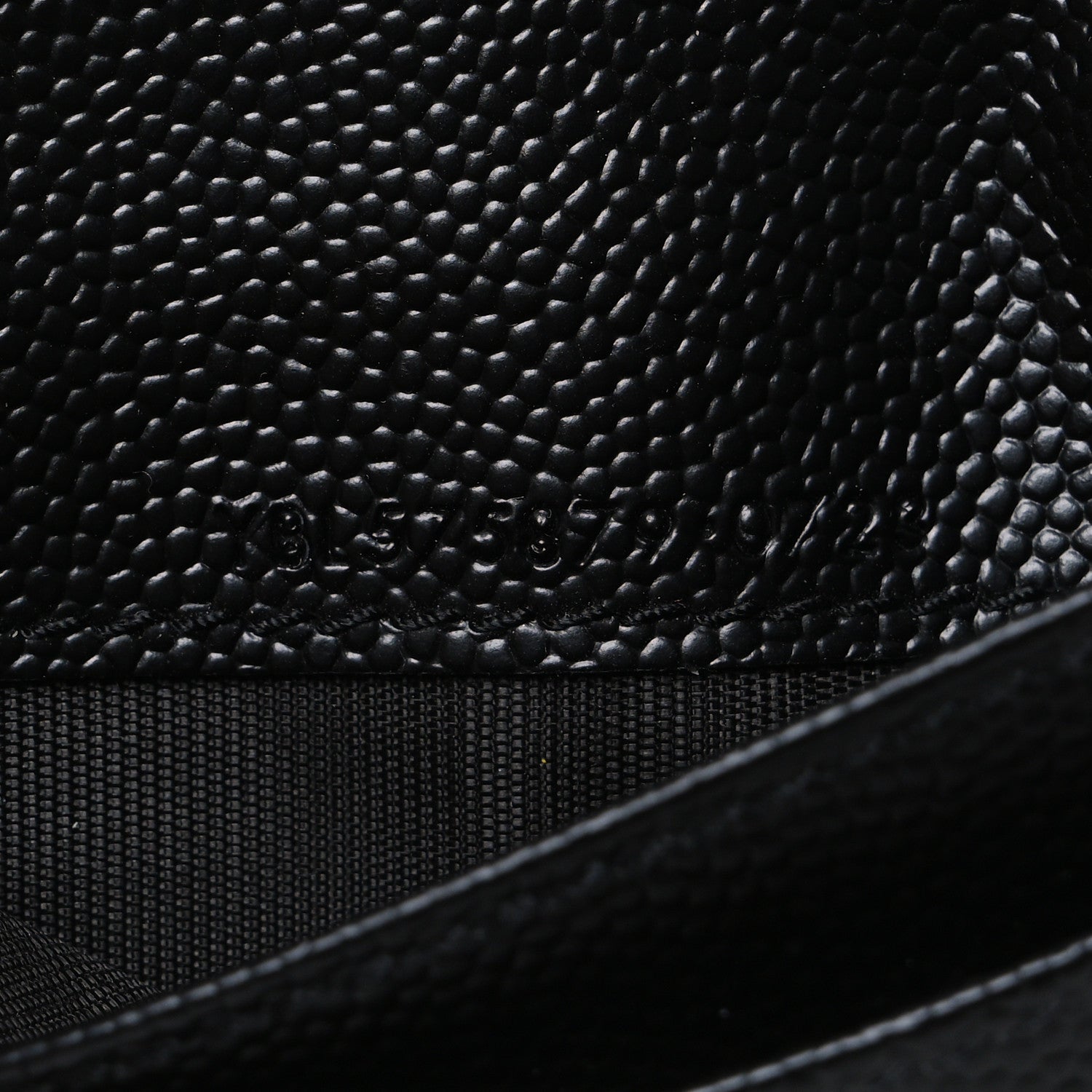 Saint Laurent Grain De Poudre Matelasse Chevron Monogram Zipped Card Case Black 7 of 8