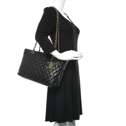 Chanel Lambskin Quilted Tote Black 2 of 10