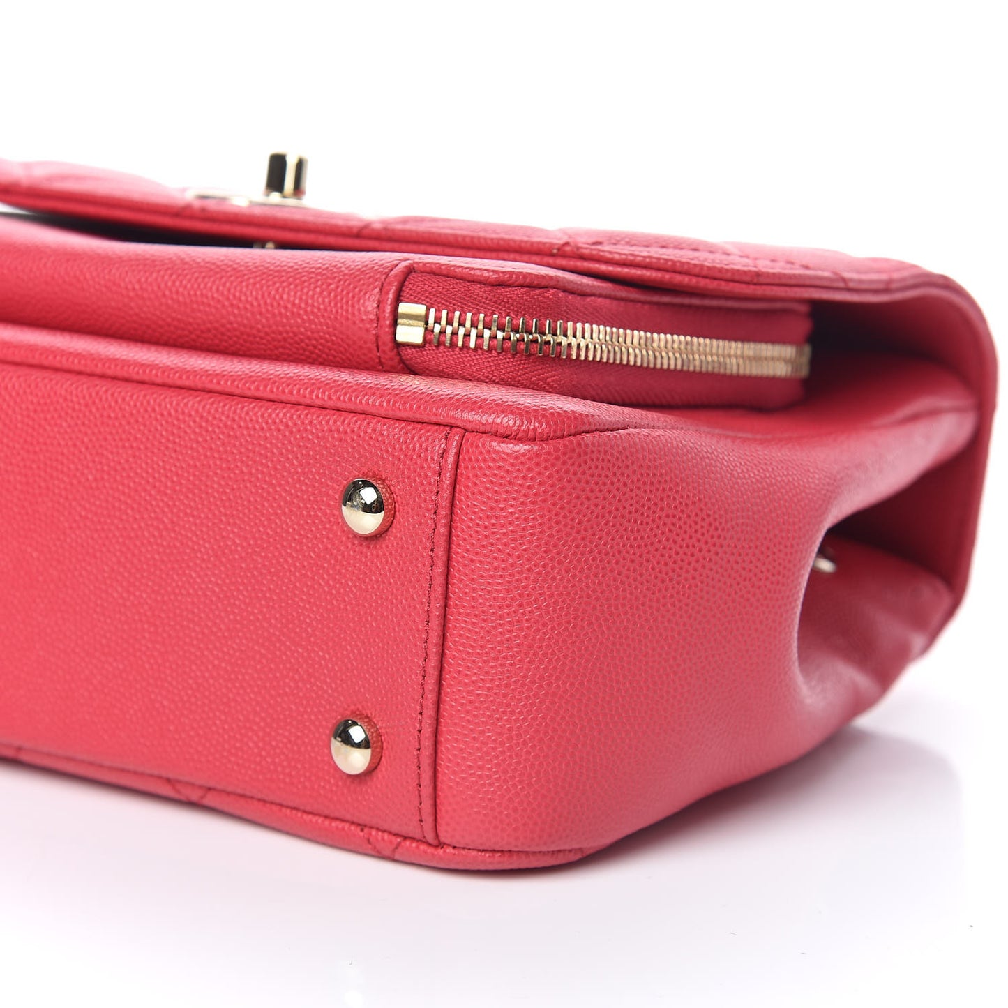 Caviar Quilted Medium Business Affinity Flap Red