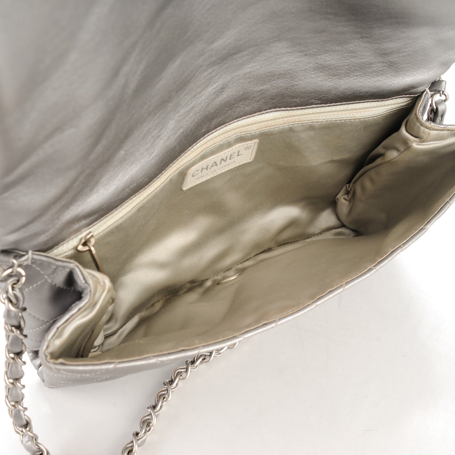 Metallic Lambskin Quilted Medium Leo Lion Flap Clutch Silver