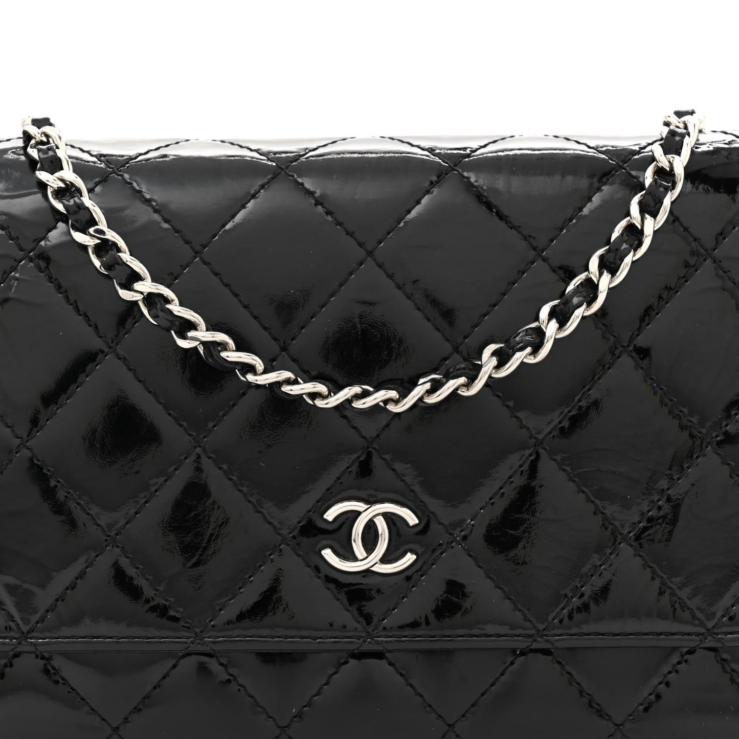 Patent Quilted Wallet On Chain WOC Black