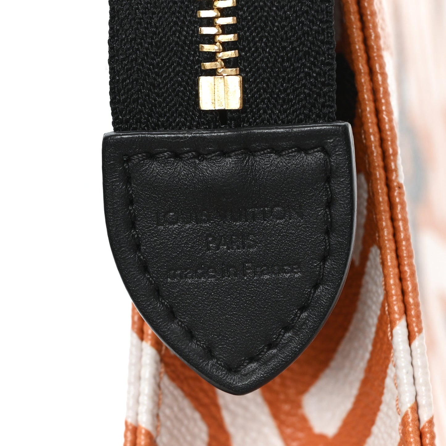 Monogram Giant Crafty Pochette Toiletry 26 Creme Caramel