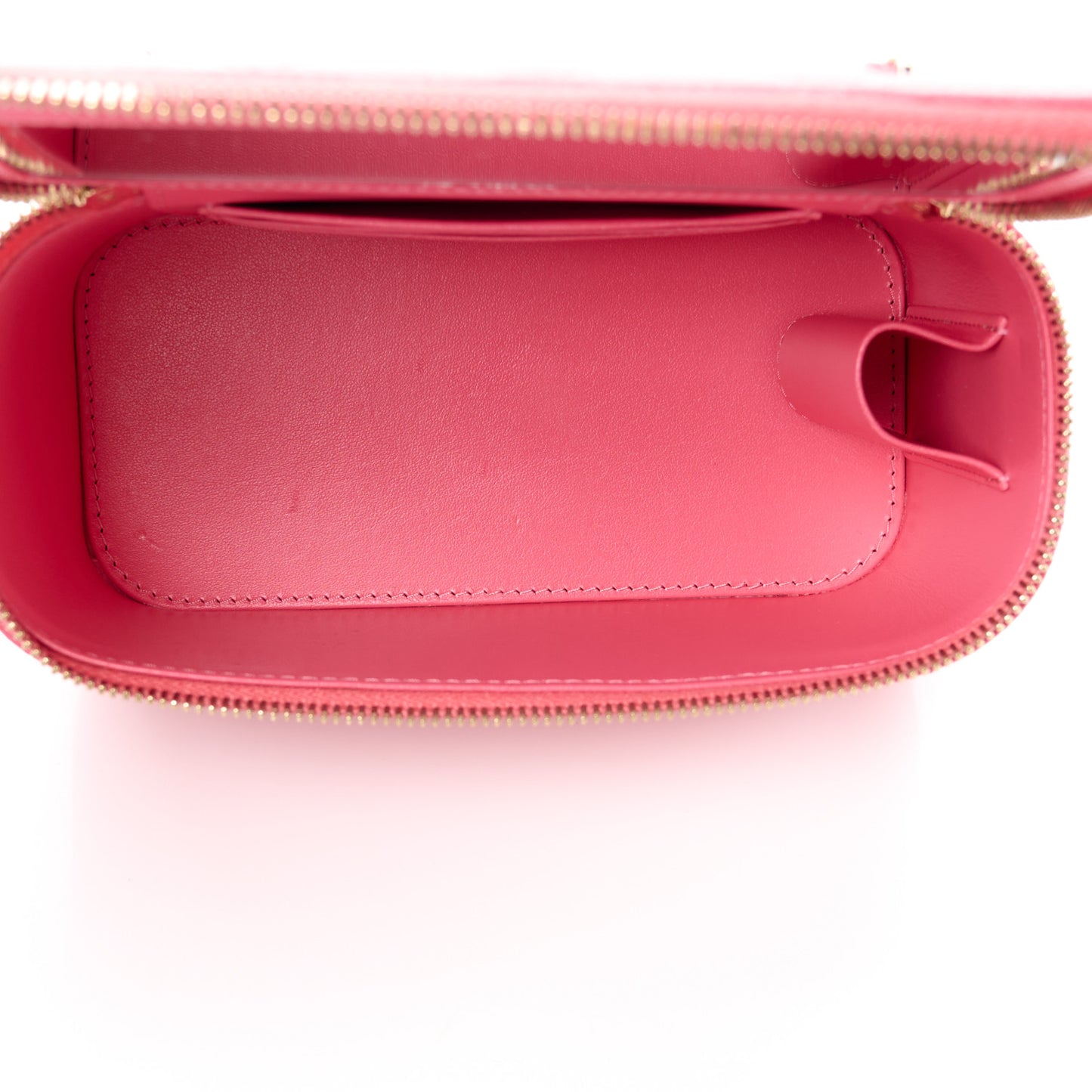 Caviar Quilted Small Vanity Case With Chain Pink