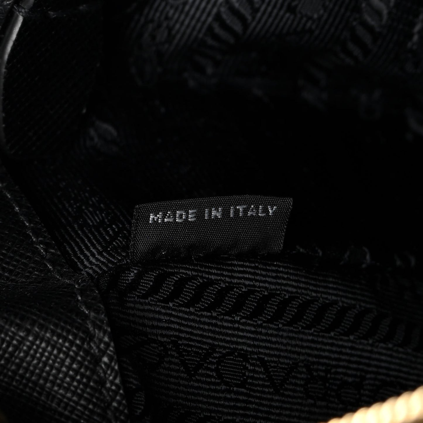 Saffiano Lux Medium Tote Black