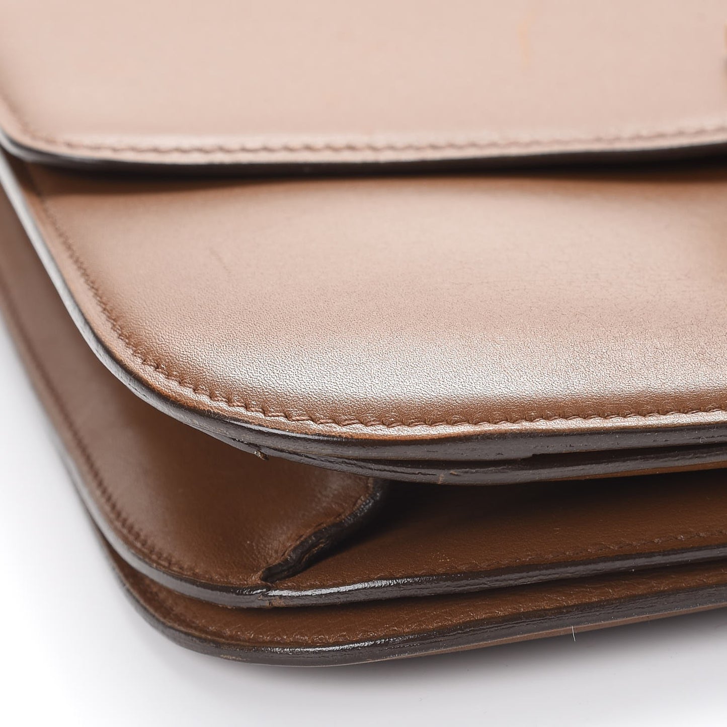 Box Calfskin Medium Classic Box Flap Bag Camel