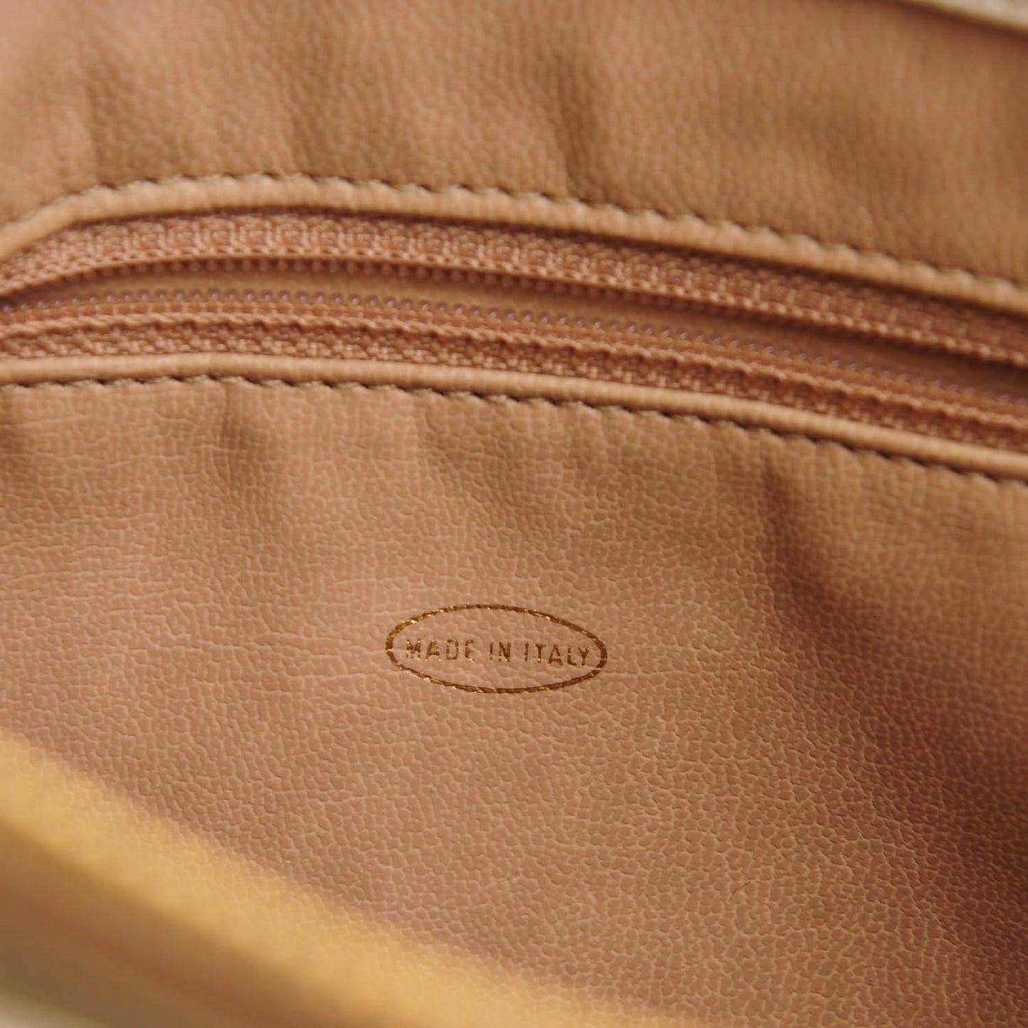 Caviar CC Shoulder Bag Beige