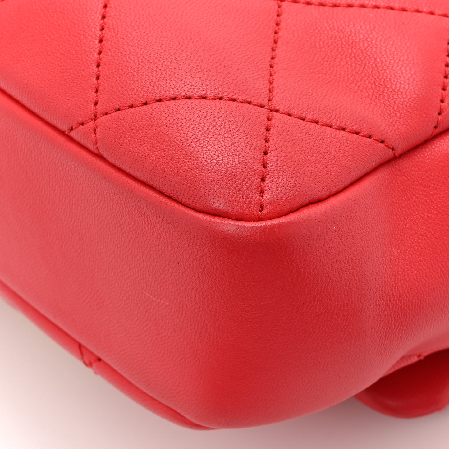 Lambskin Quilted Small Circular Handle Bag Brilliant Rouge