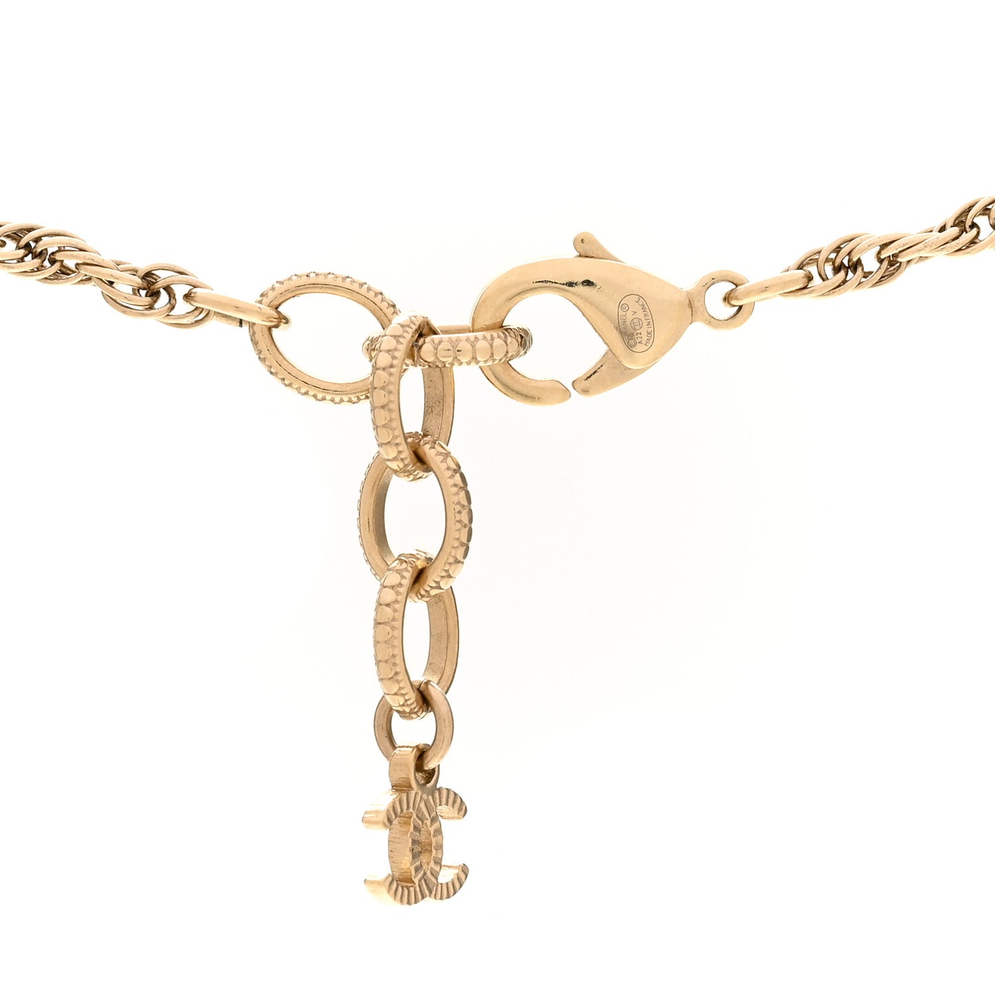 Pearl CC Round Pendant Necklace Gold