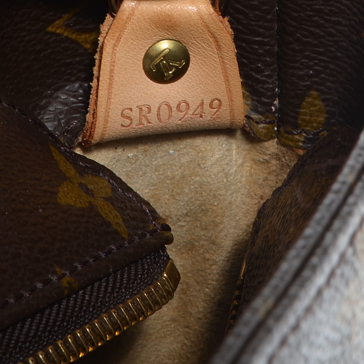 Monogram Luco