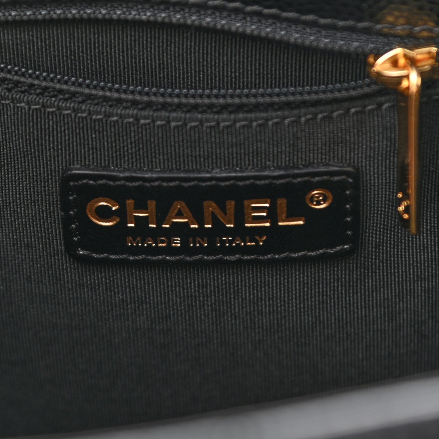 Caviar Quilted Grand Shopping Tote GST Black