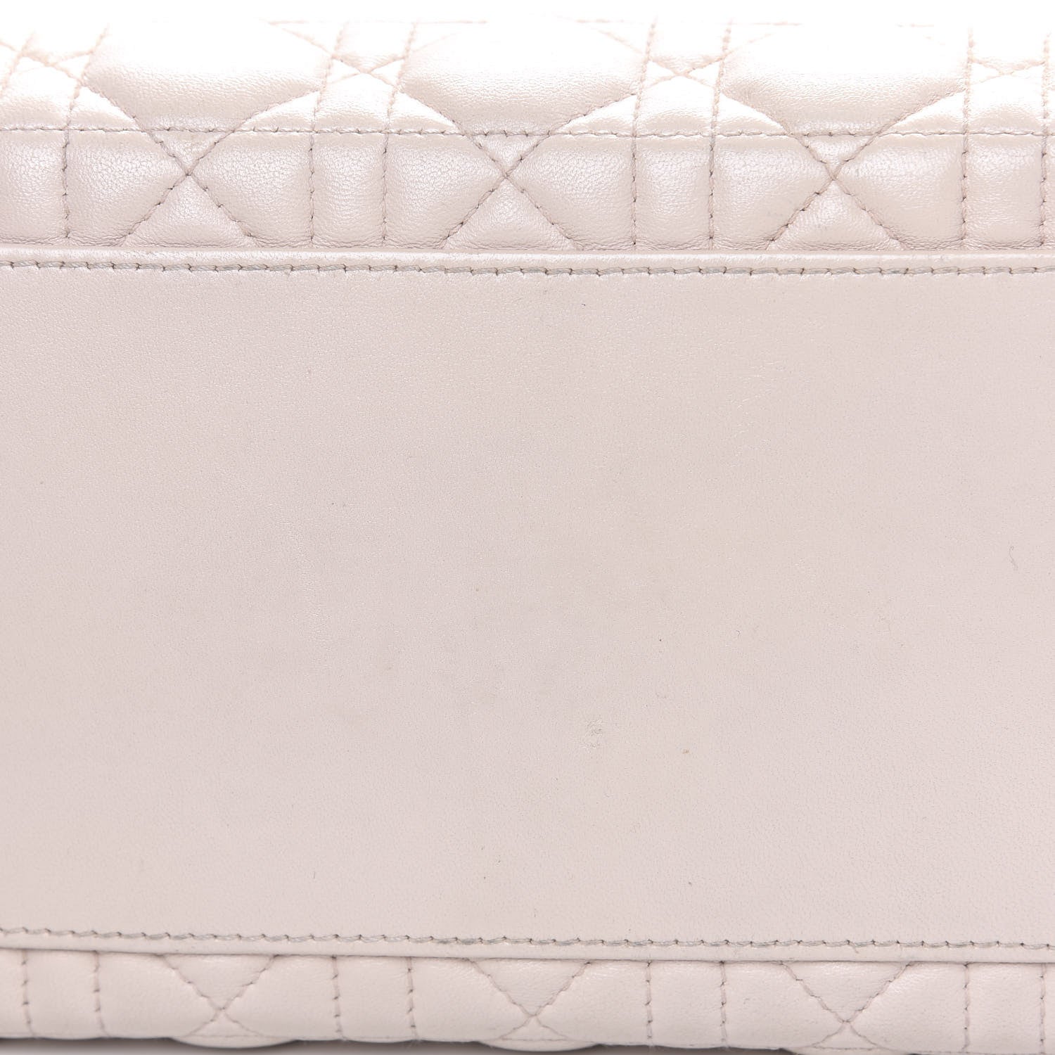 Christian Dior Lambskin Cannage Medium Lady Dior Light Pink 18 of 20