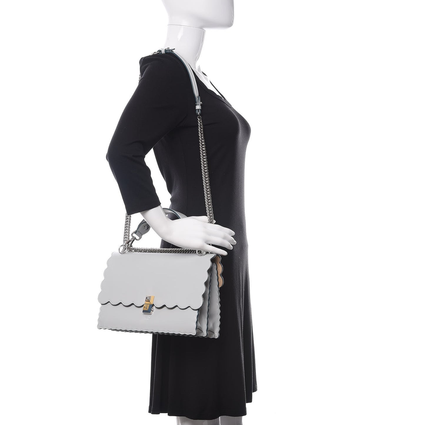Vitello Liberty Scalloped Studded Kan I Shoulder Bag Grigio Perla