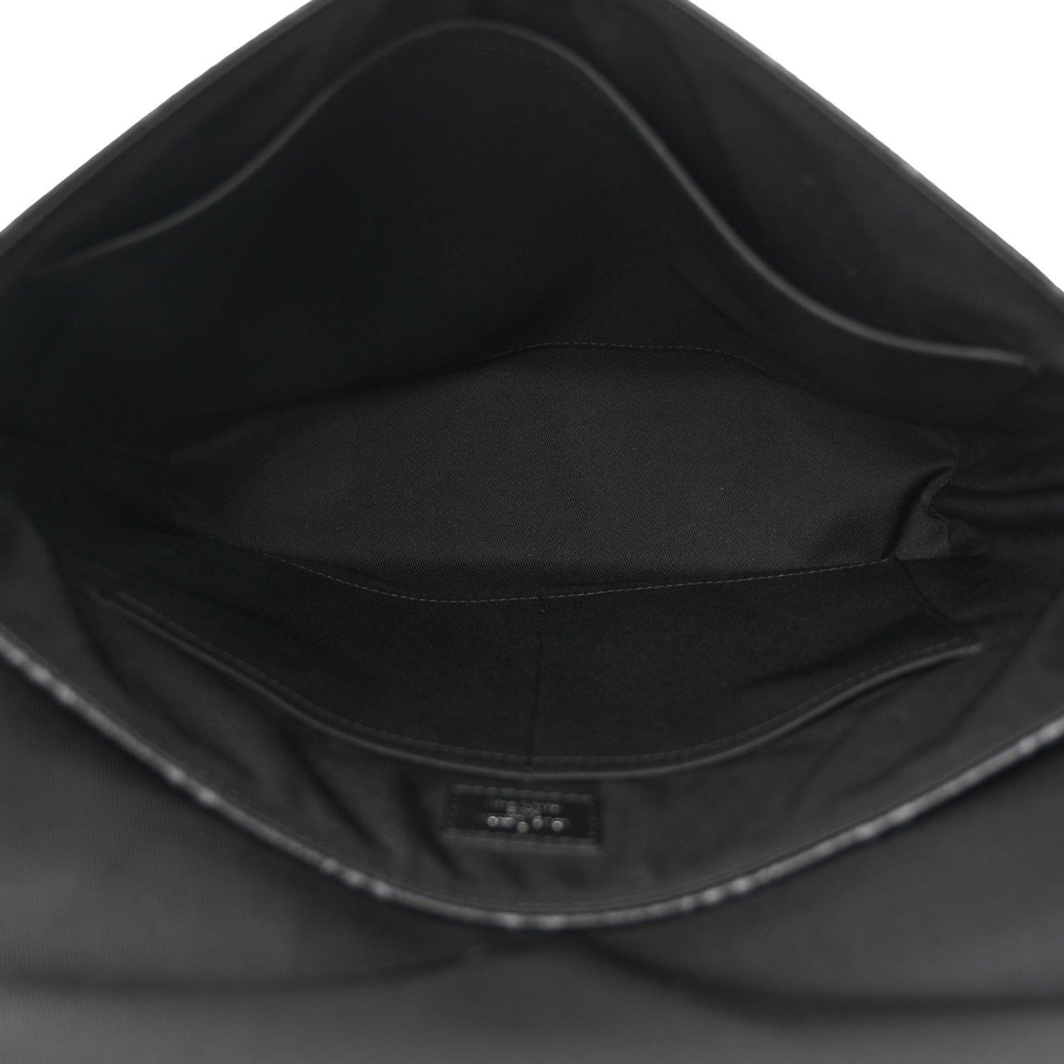 Louis Vuitton Monogram Eclipse District MM 5 of 12