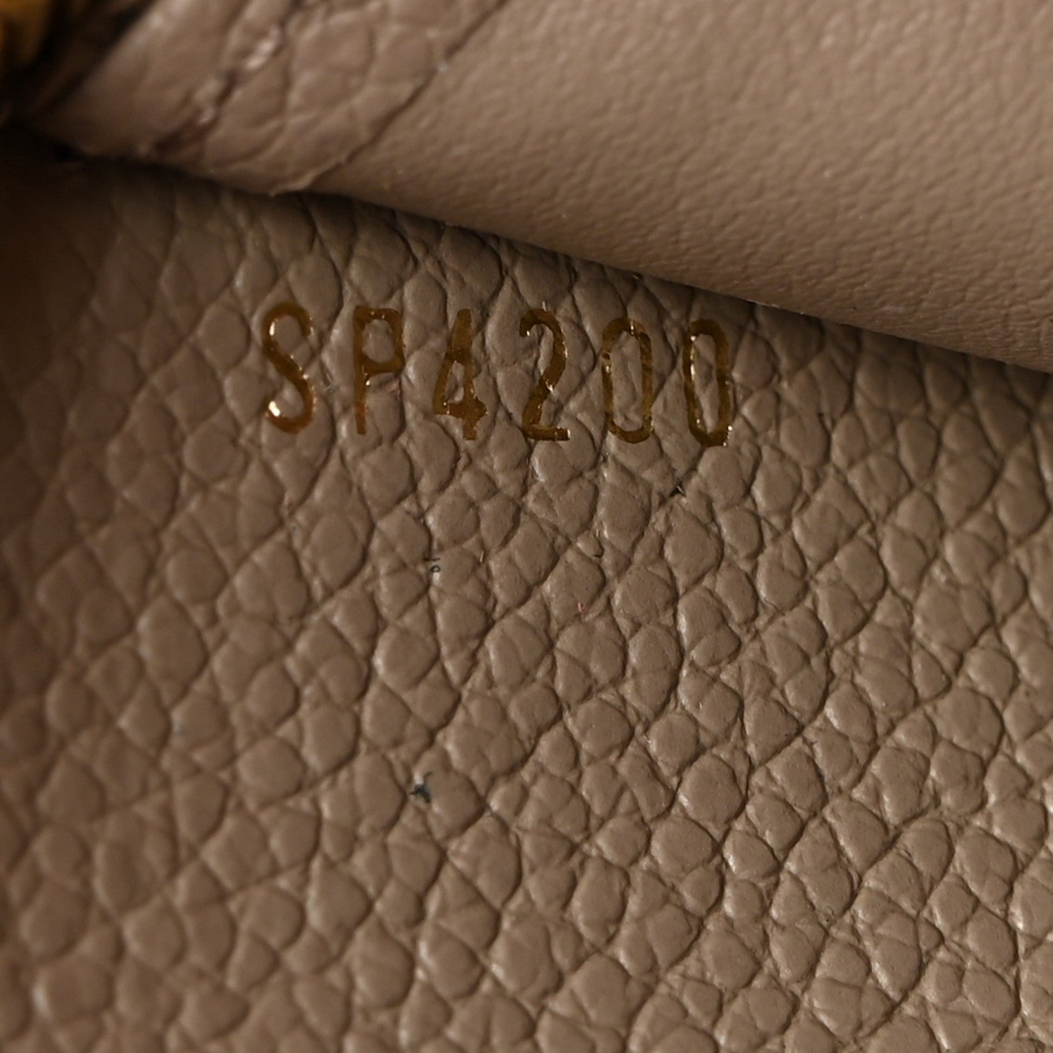 Louis Vuitton Empreinte Zippy Wallet Tourterelle 7 of 7