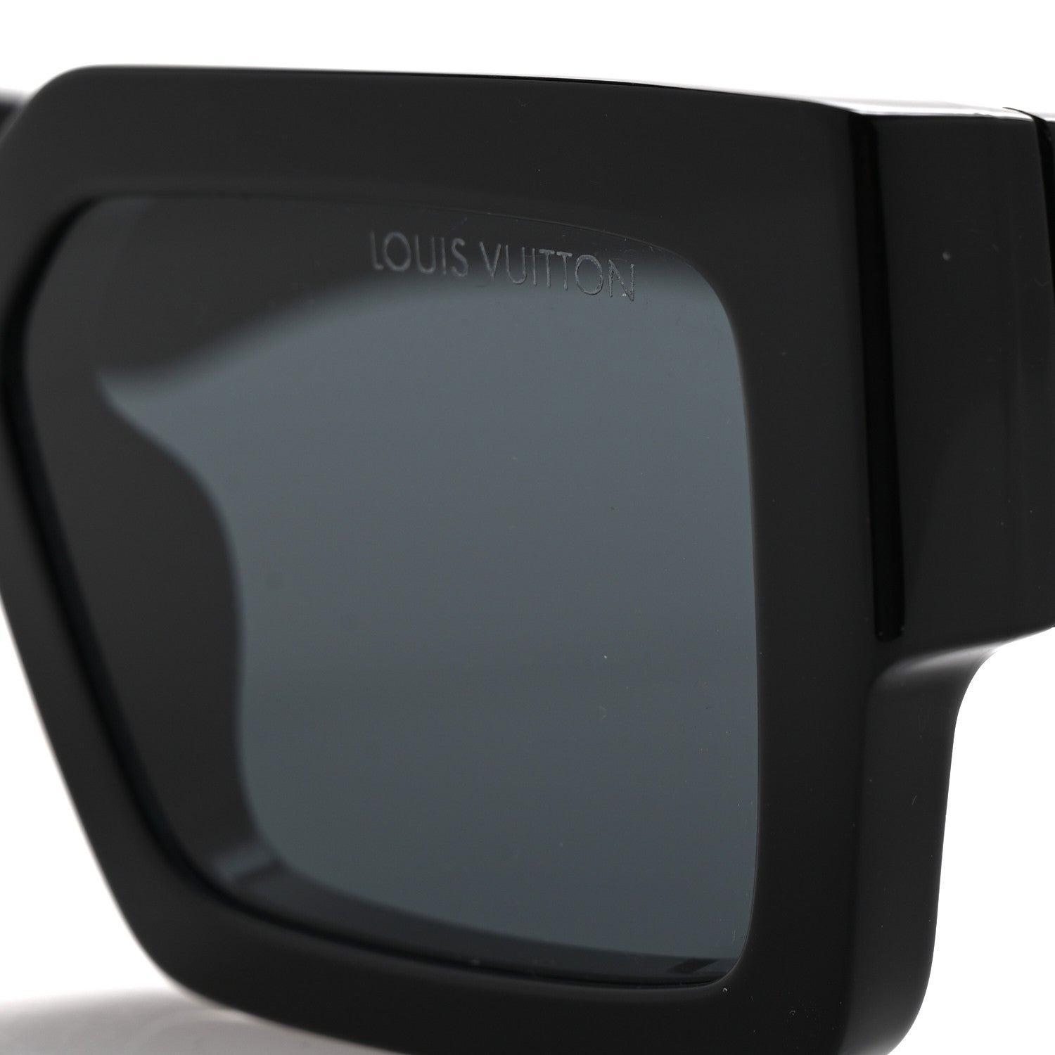 Louis Vuitton LV Clash Square Sunglasses Z1579E Black 1716207