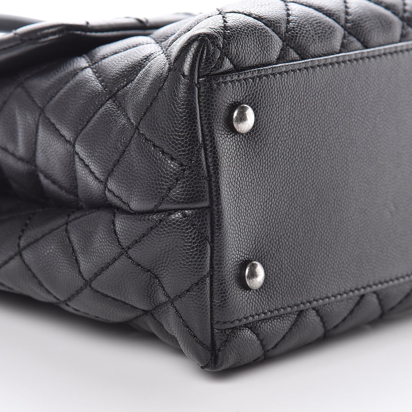 Caviar Quilted Medium Coco Handle Flap Black
