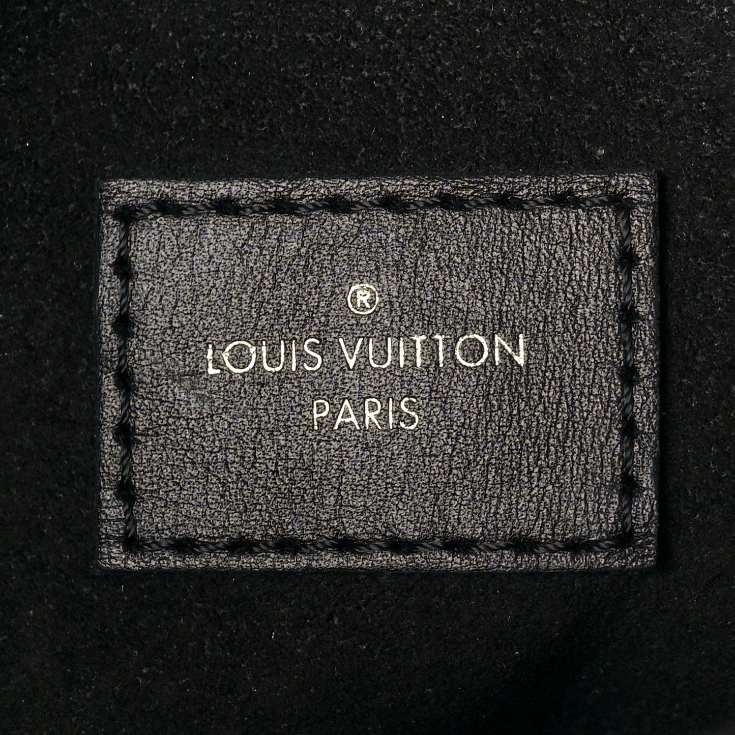 Reverse Monogram Pochette Metis