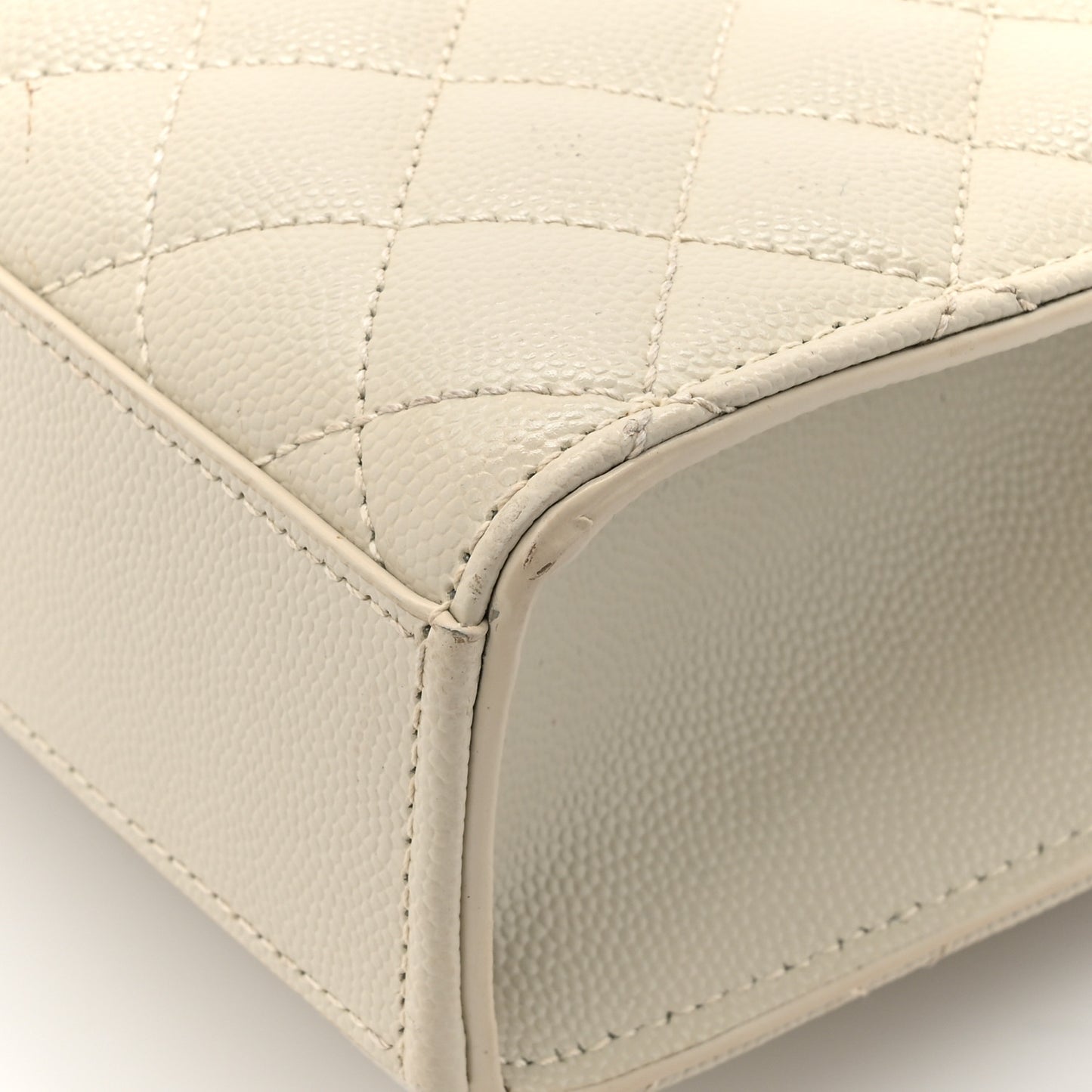 Grain De Poudre Medium Triquilt Monogram Satchel Crema Soft
