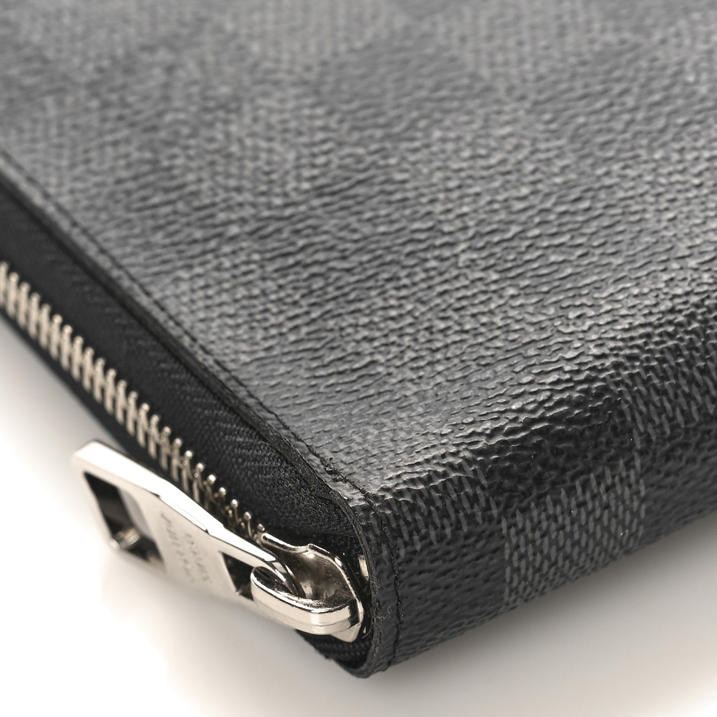 Damier Graphite Zippy Organizer Wallet