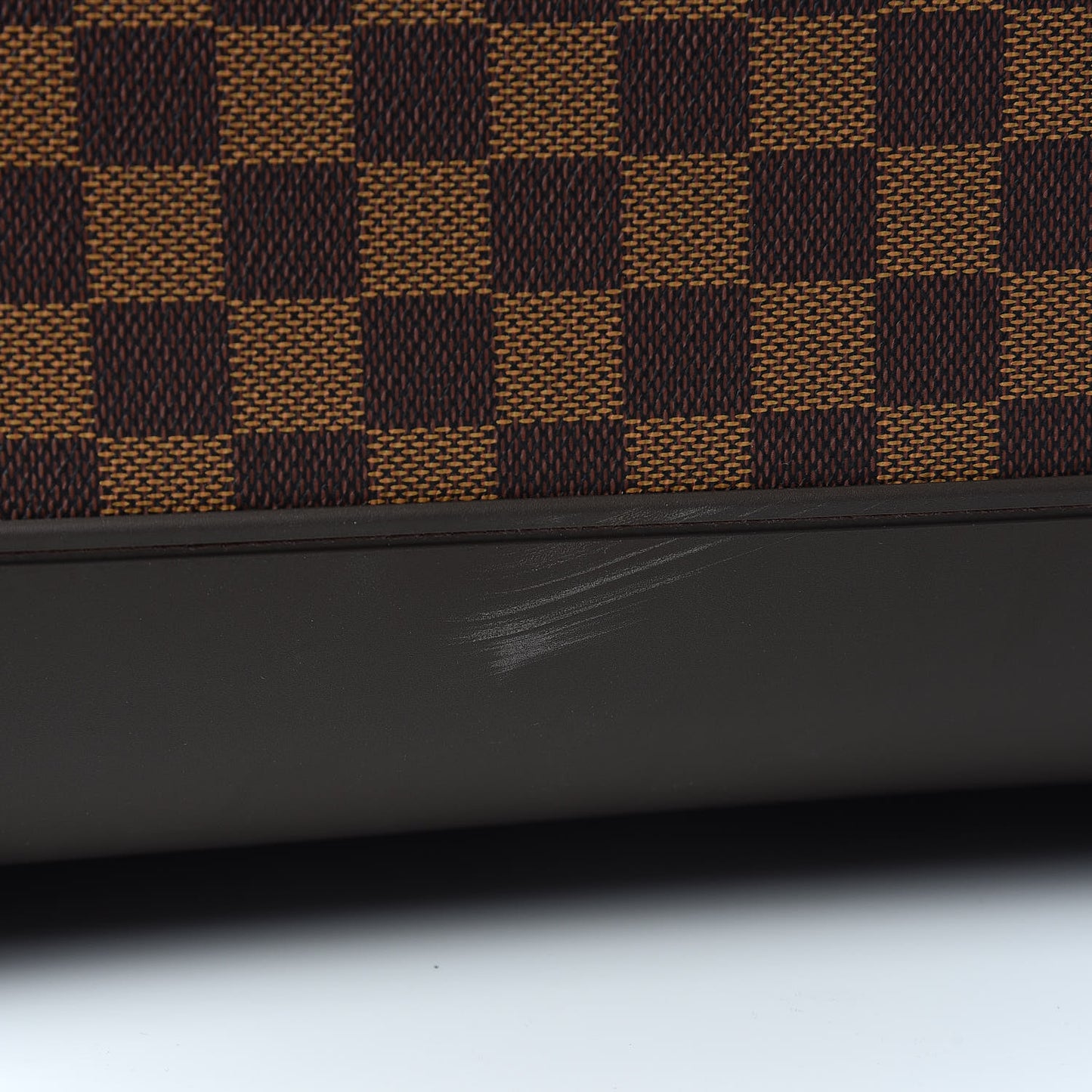 Damier Ebene Pegase 65