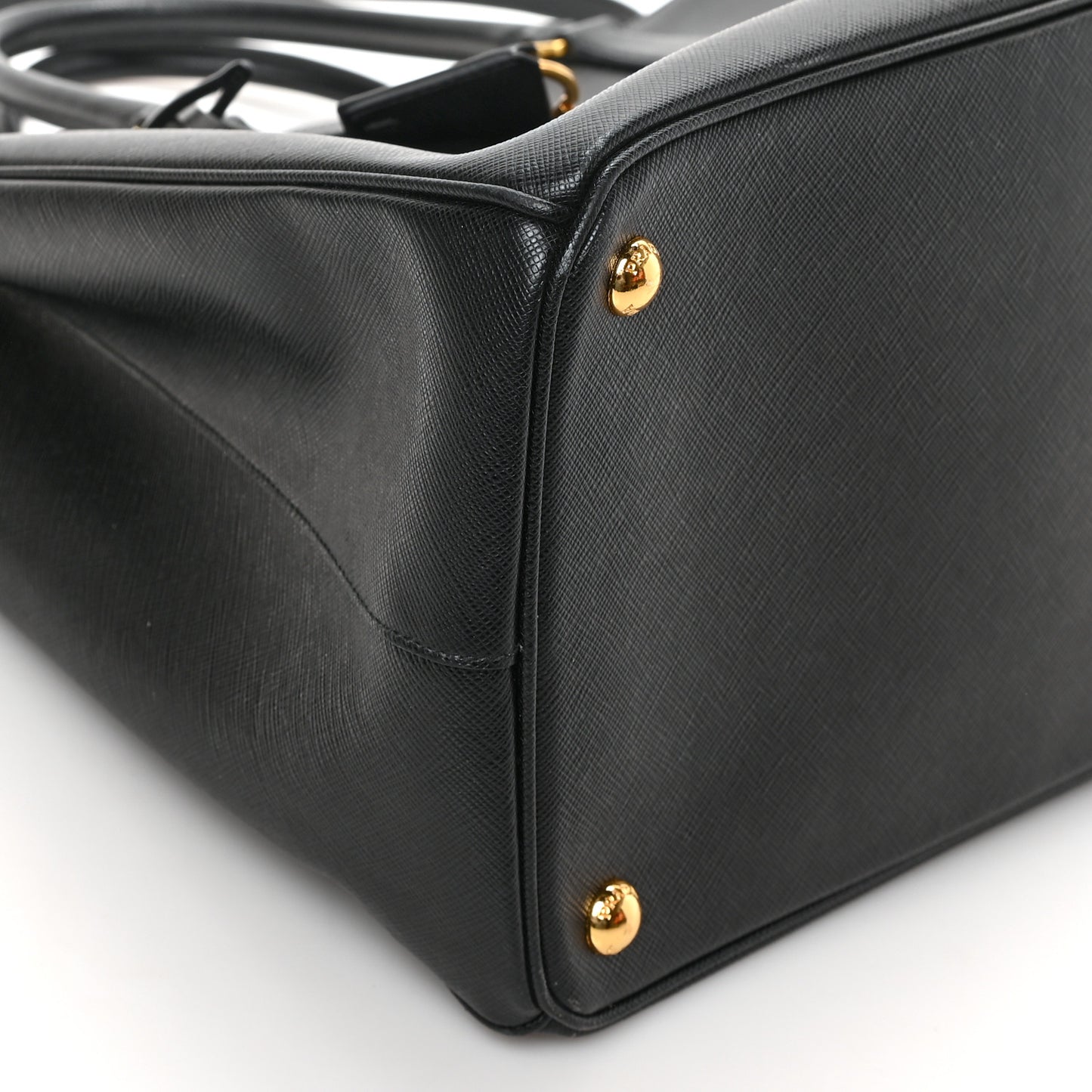 Saffiano Large Galleria Double Zip Tote Black
