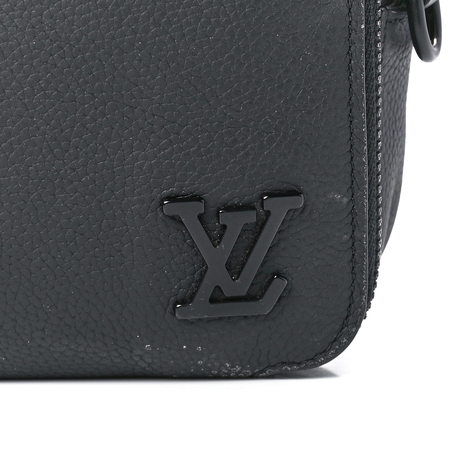 Louis Vuitton Calfskin Aerogram Alpha Wearable Wallet Black 7 of 10