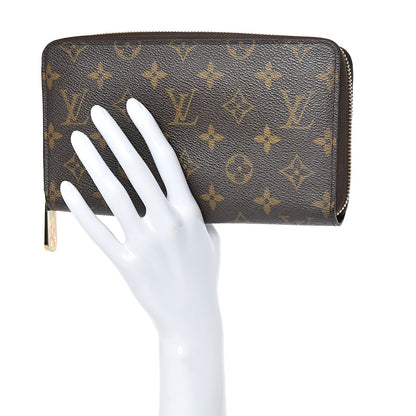 Louis Vuitton Monogram Zippy Organizer Wallet 2 of 11