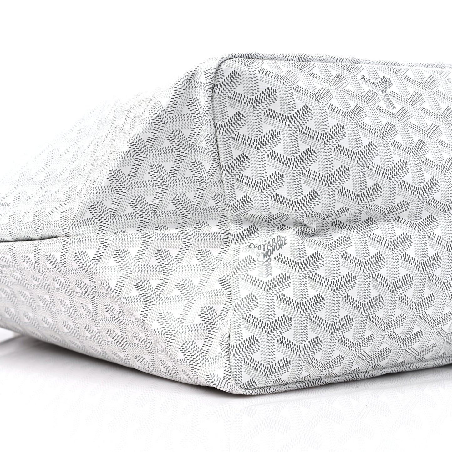 Goyardine Saint Louis GM White