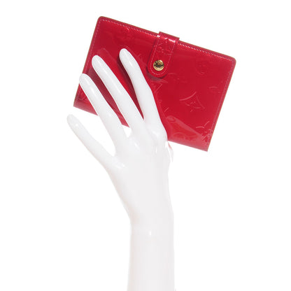 Louis Vuitton Vernis French Wallet Pomme D'Amour 2 of 7