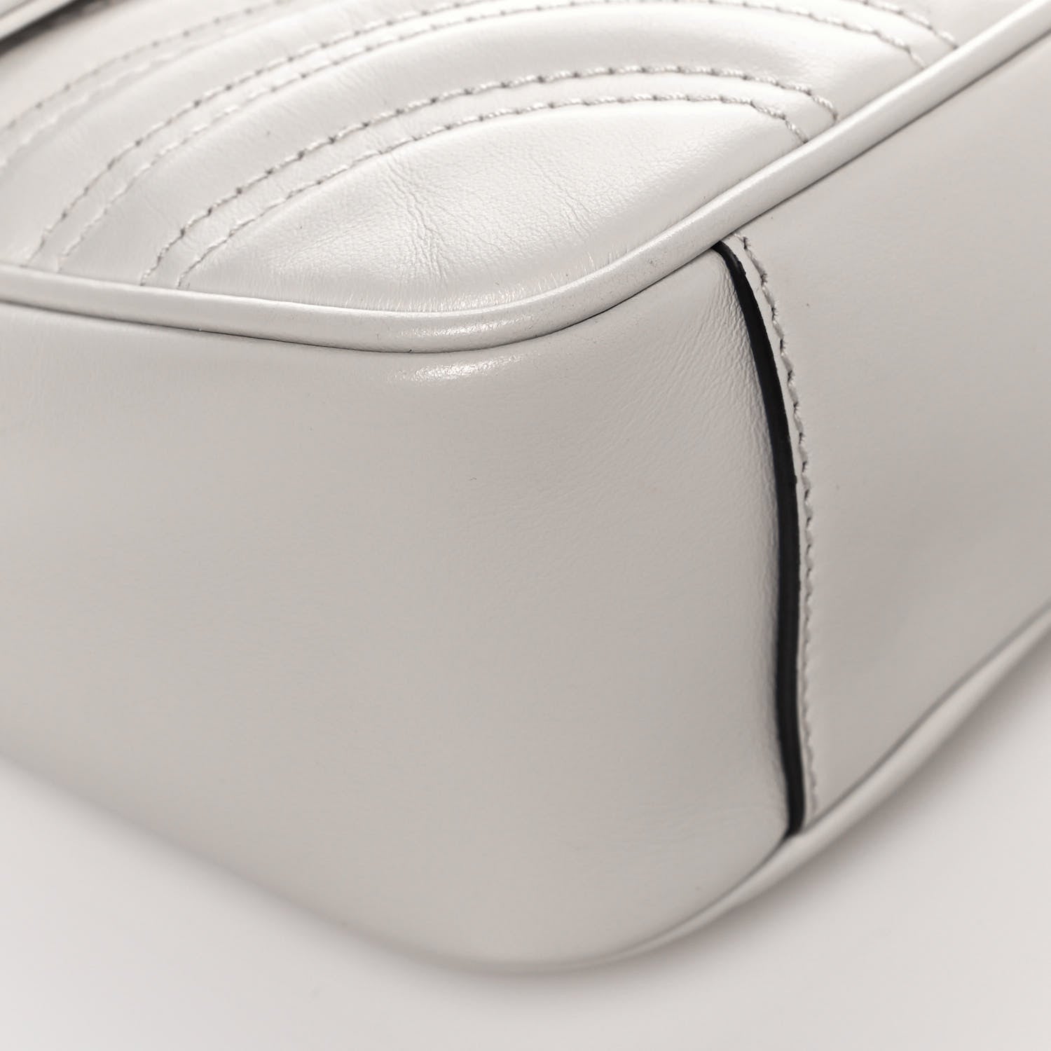 Gucci Calfskin Matelasse Small GG Marmont Shoulder Bag White 10 of 13