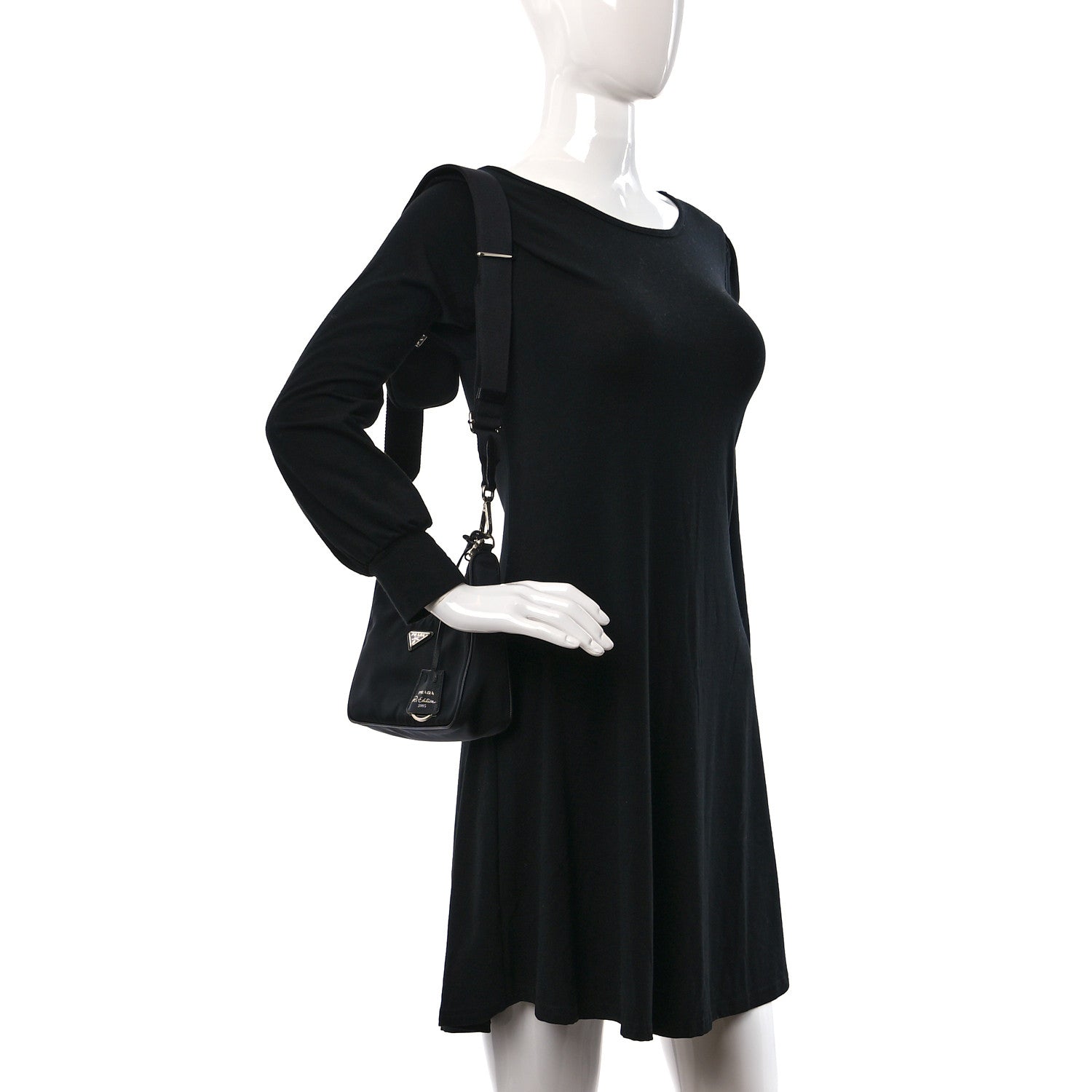 Prada Nylon Re-Edition 2005 Shoulder Bag Black 2 of 9