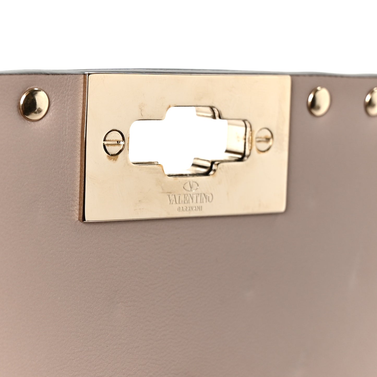 Nappa Medium Rockstud Spike Shoulder Bag Poudre