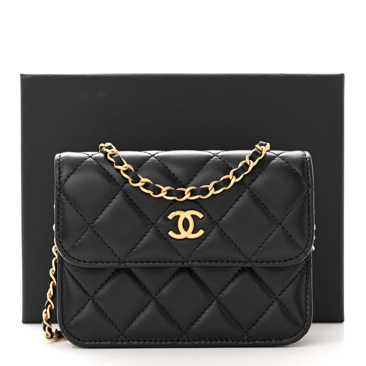 Lambskin Quilted Pearl Crush Clutch With Chain Black