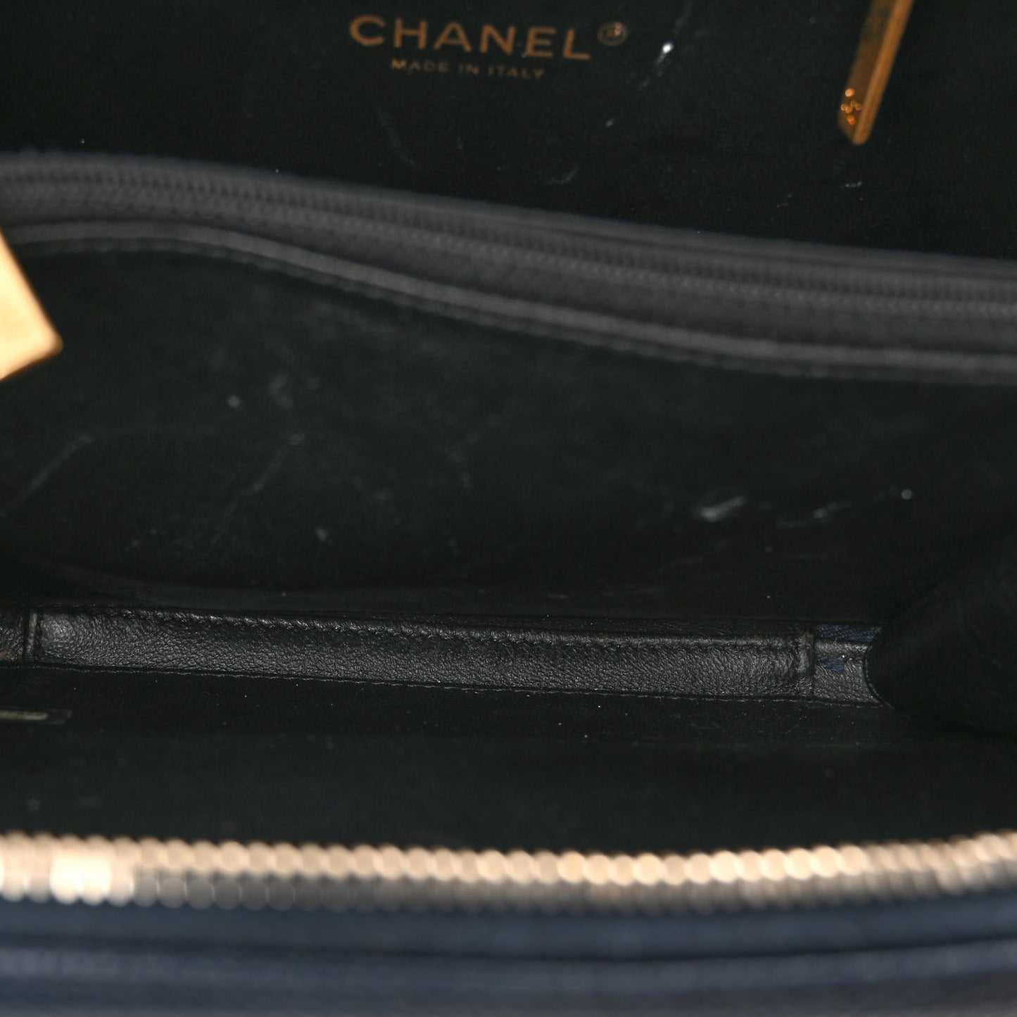 Caviar Quilted Medium CC Filigree Vanity Case Navy Black