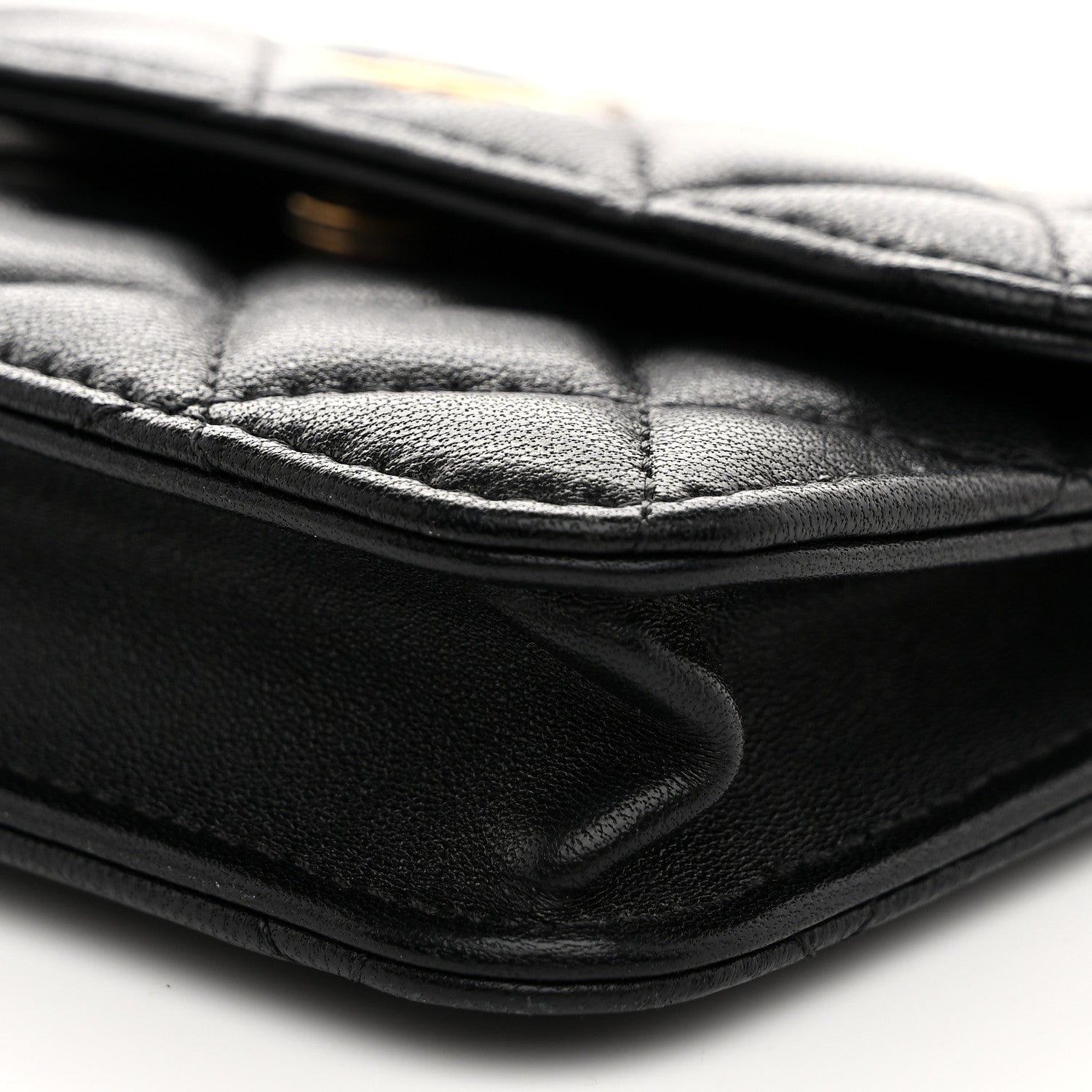 Chanel Lambskin Quilted Pearl Crush Clutch With Chain Black