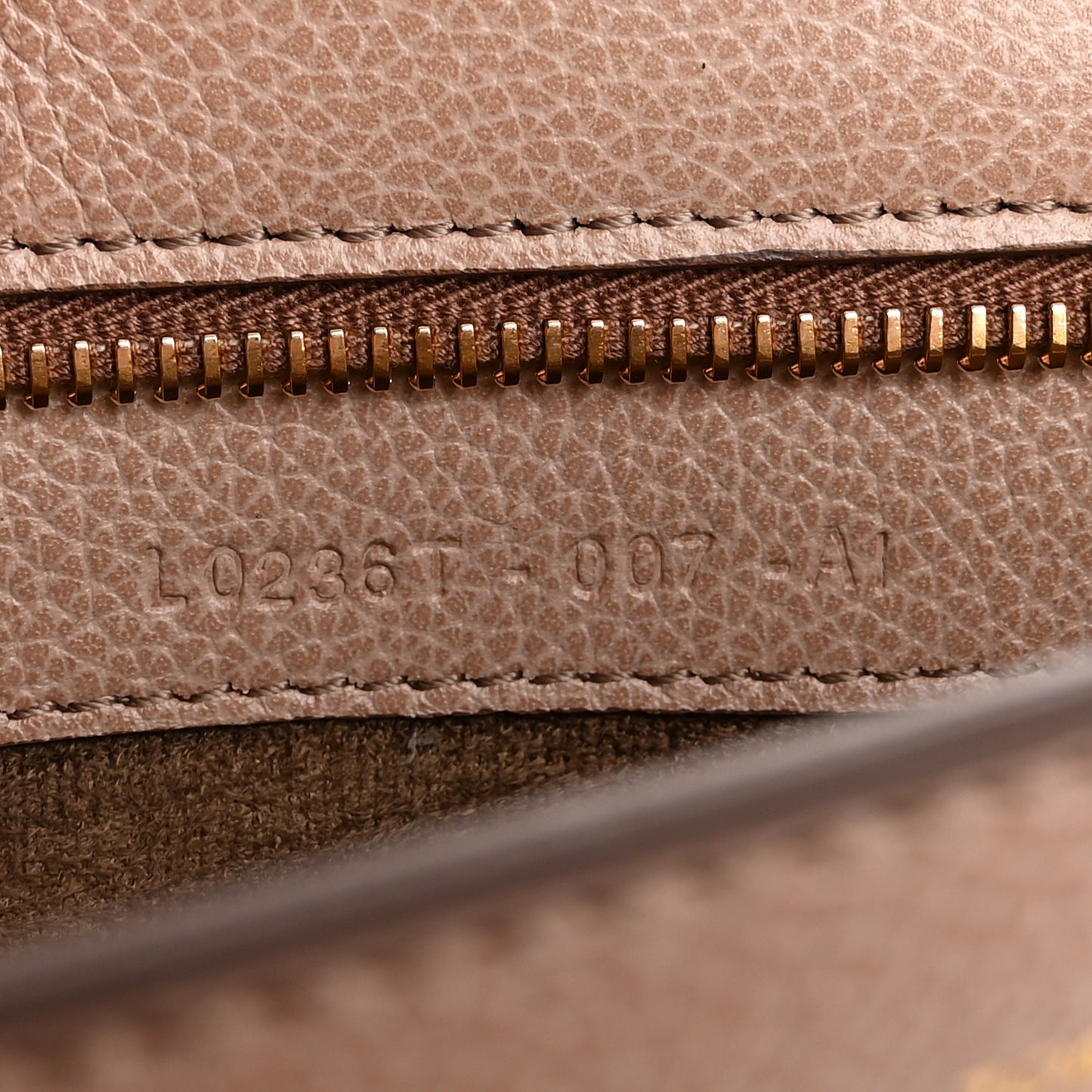 Grained Calfskin Jennifer Clutch Beige