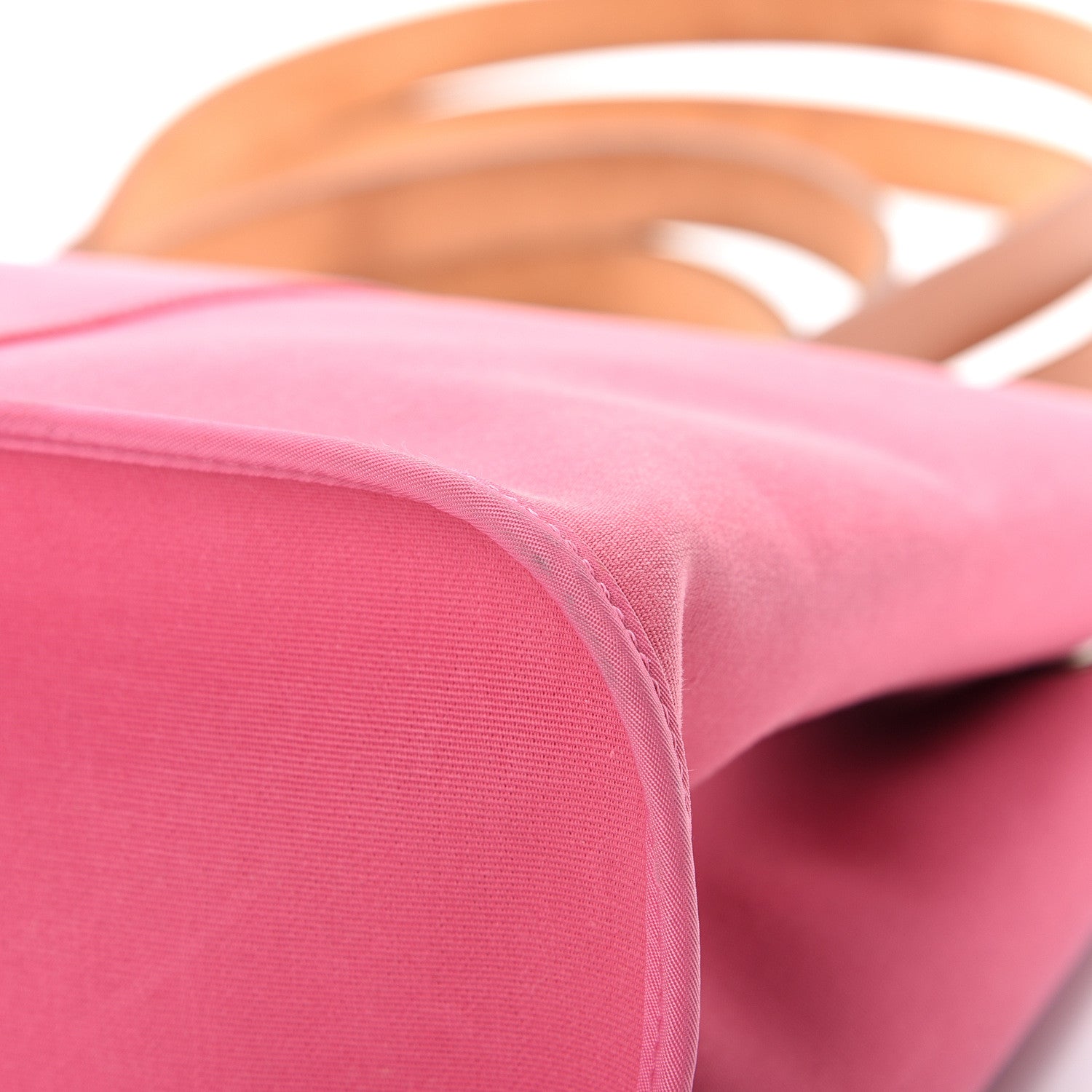Hermes Toile Cabag 39 Rose Lipstick 9 of 22