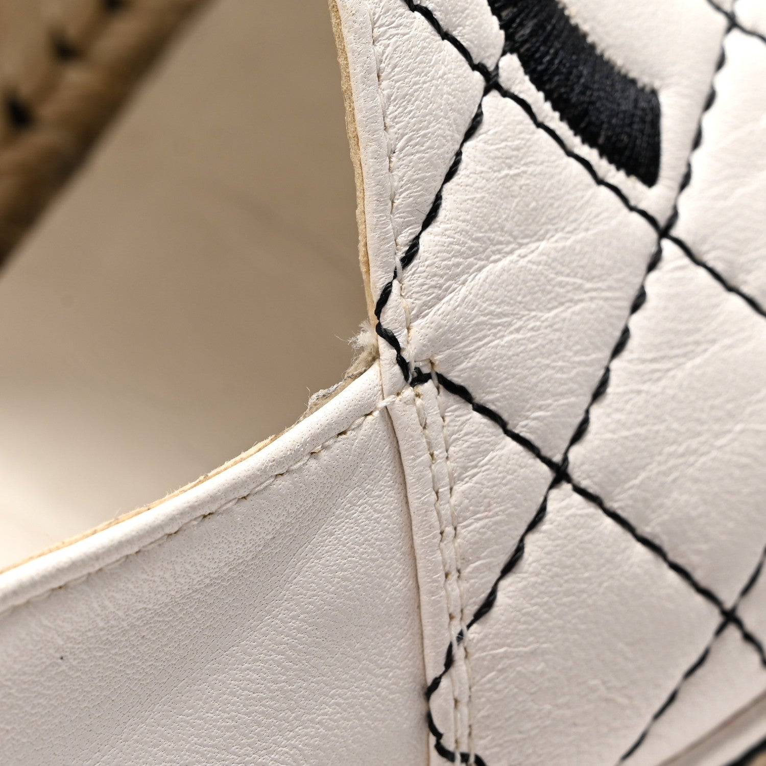 Chanel Lambskin Stitched CC Espadrilles 39 White Black 13 of 14