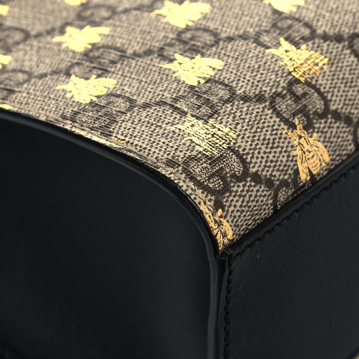 Gucci GG Supreme Monogram Bees Small Padlock Tote Beige Oro Black 11 of 12