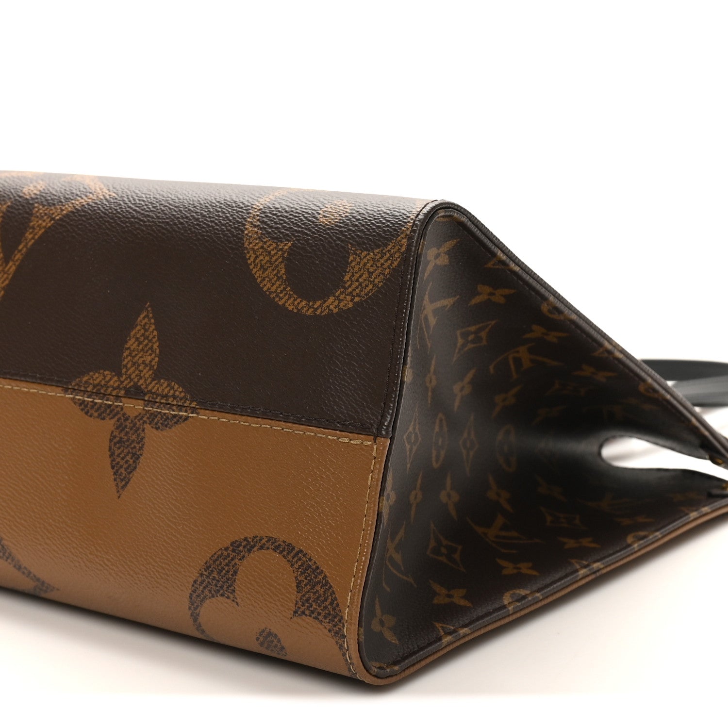 Louis Vuitton Reverse Monogram Giant Onthego MM 9 of 9