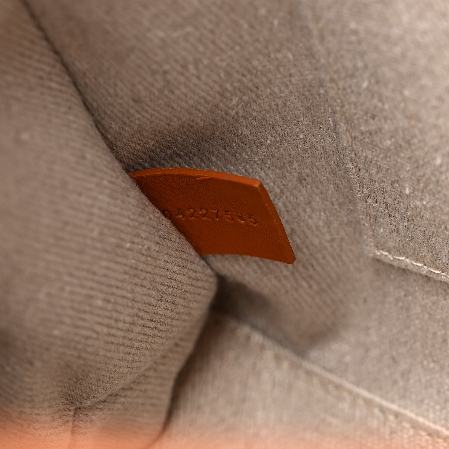 Chloe Calfskin Small Woody Tote Caramel 7 of 15