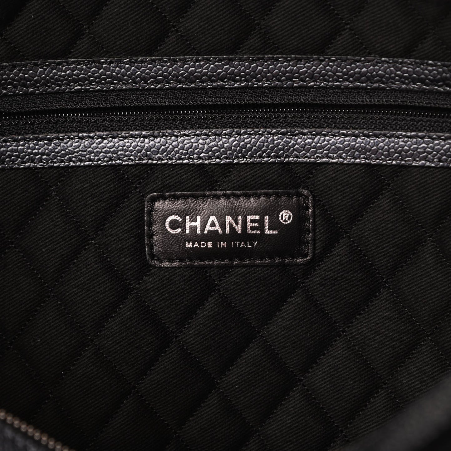 Satin Caviar CC Hobo Black