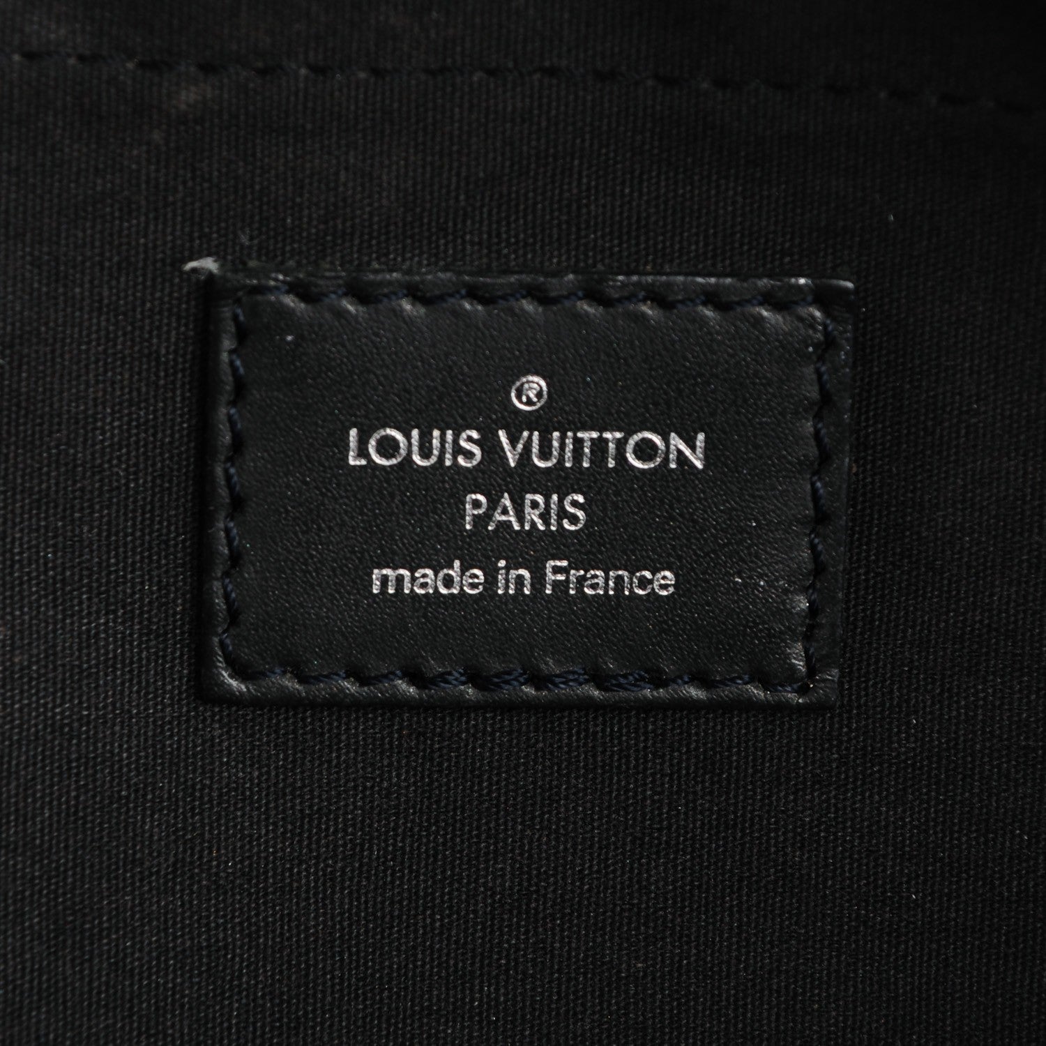 Louis Vuitton Epi Vivienne Long MM Black 6 of 9