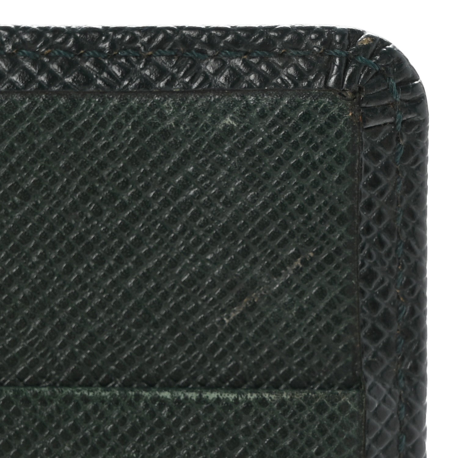 Louis Vuitton Taiga Medium Ring Agenda Cover Epicea 9 of 15