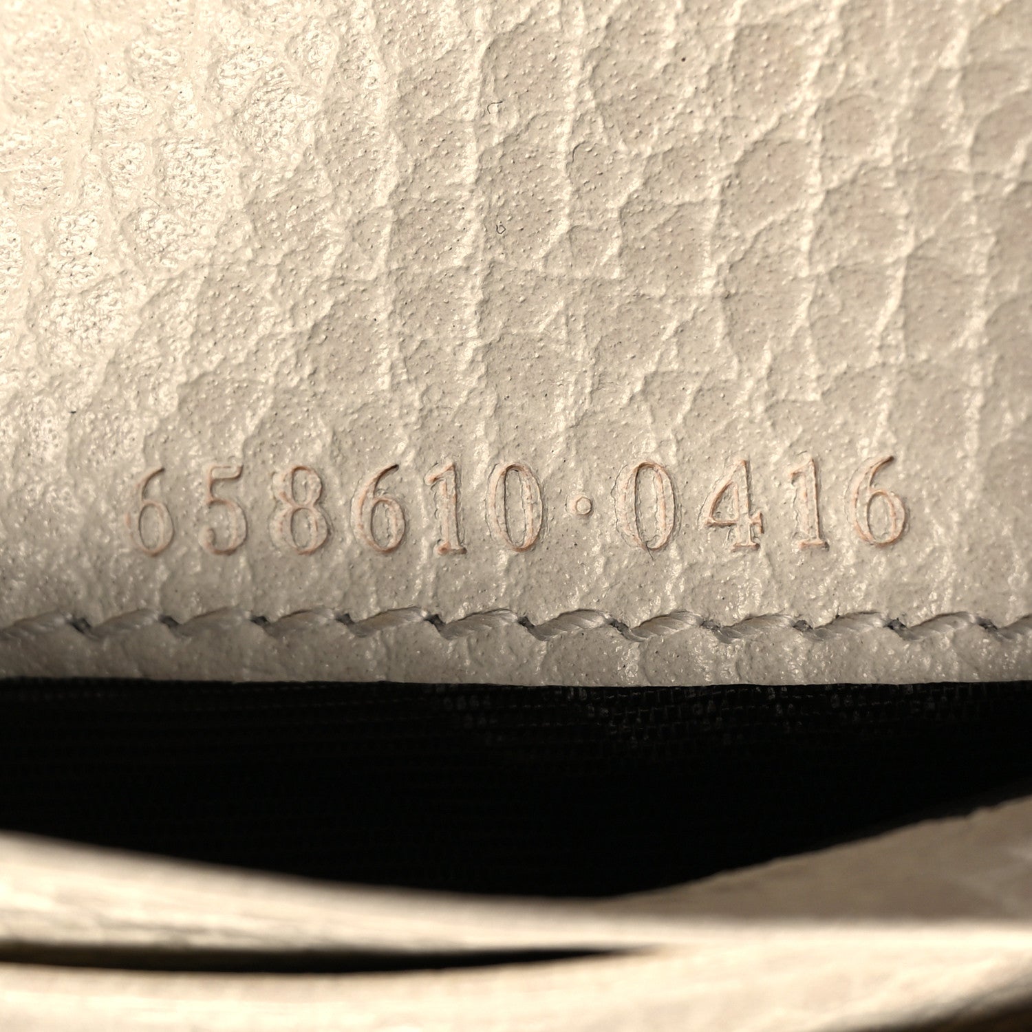 Gucci Dollar Calfskin GG Supreme Monogram GG Marmont Card Case Mystic White Beige Ebony 8 of 10