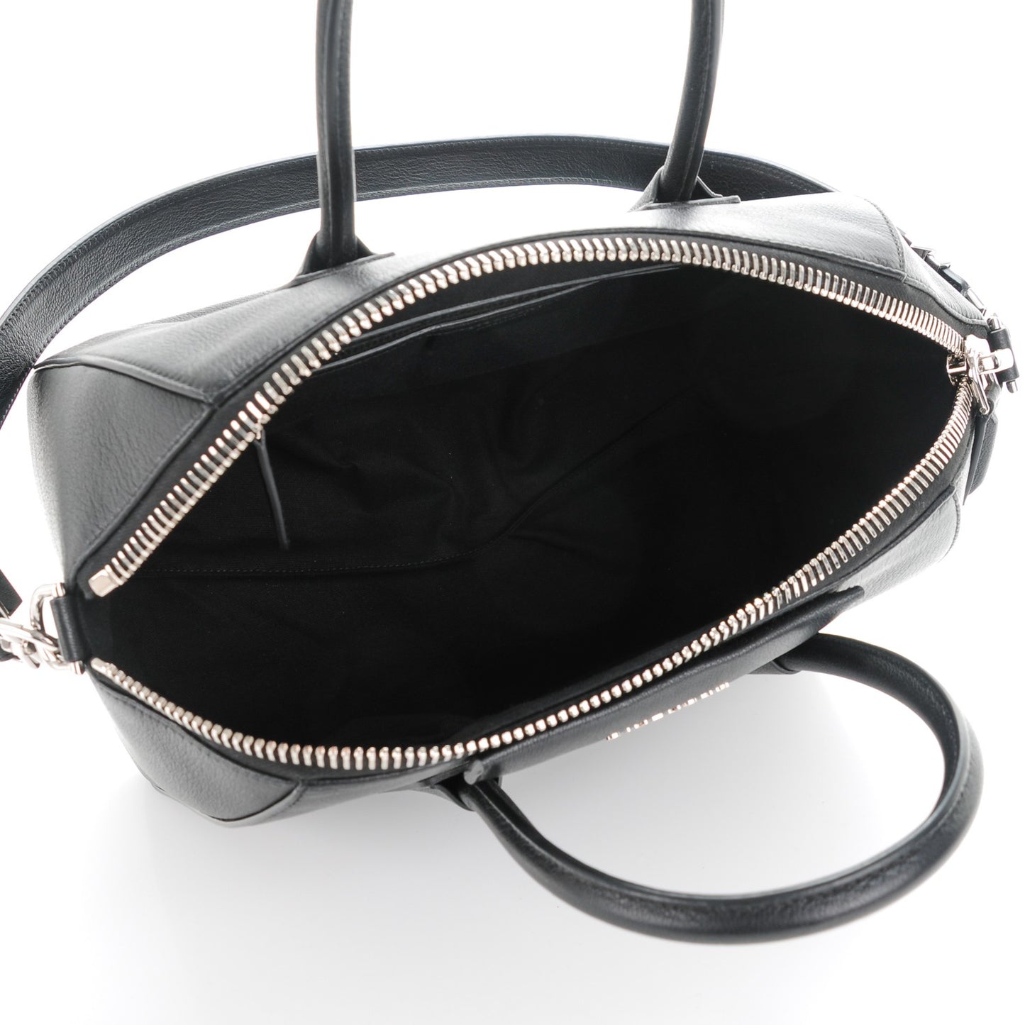 Sugar Goatskin Medium Antigona Black