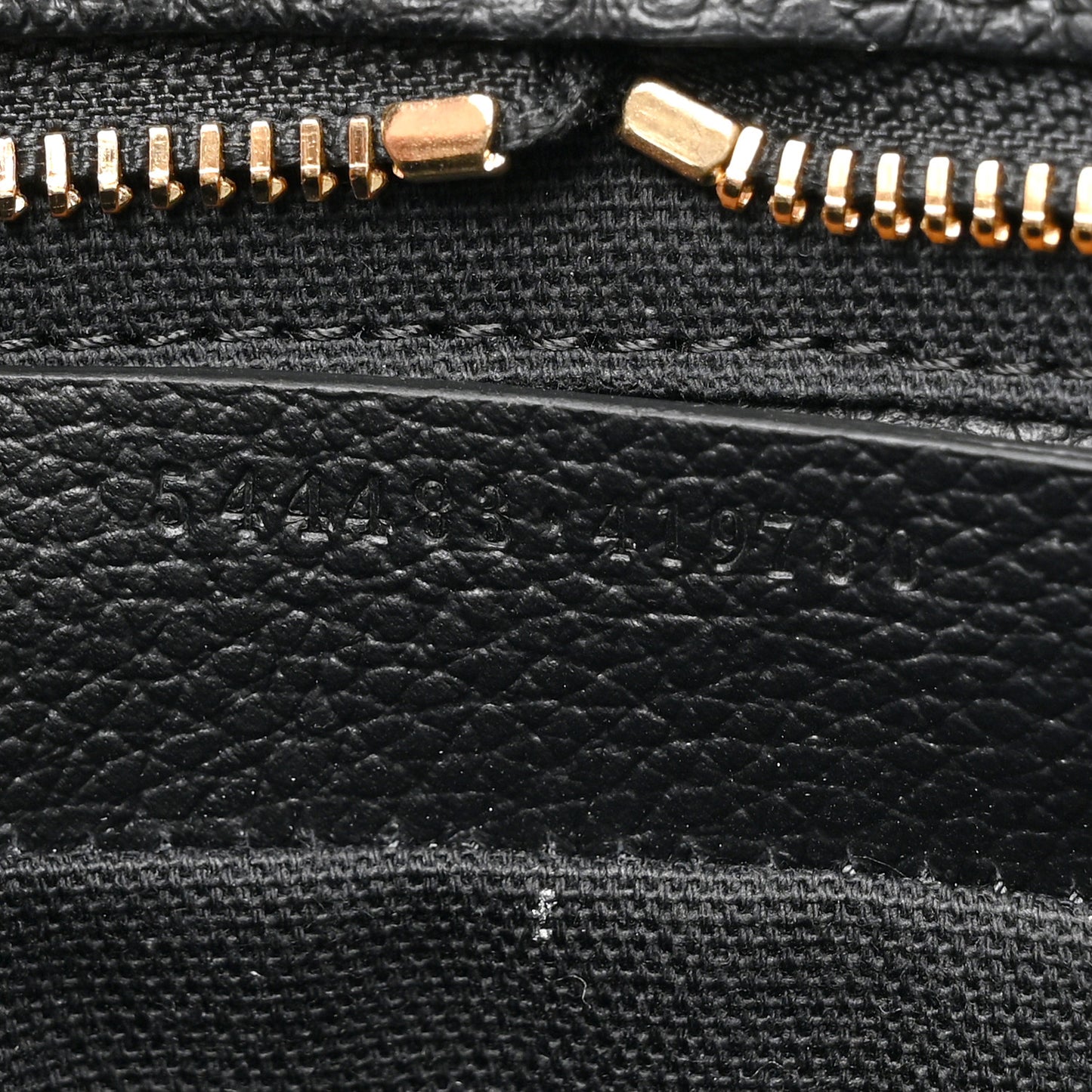 Pebbled Calfskin Small Skull Padlock Zip Around Tote Black
